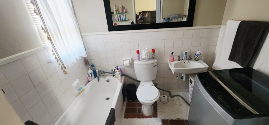 2 Bedroom Property for Sale in Kroonstad Central Free State